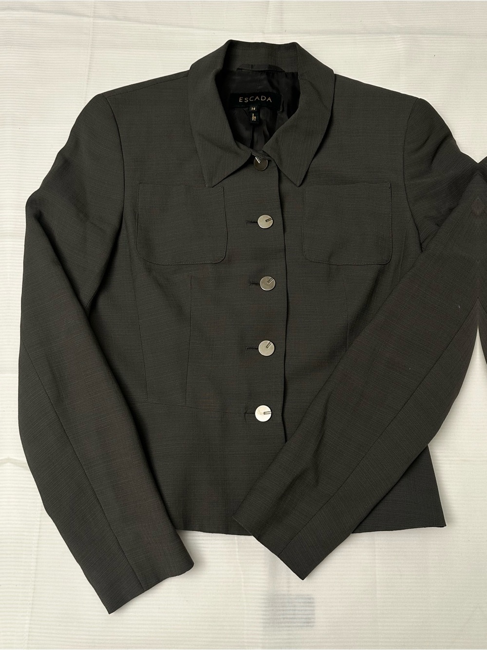 Escada Virgin Wool Cropped blazer/Office Siren Quiet Luxury Dark Gray Tailored